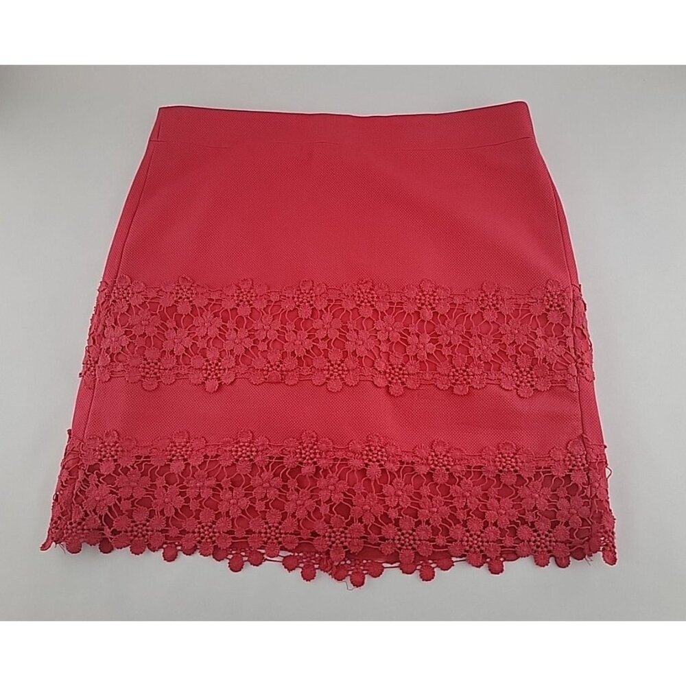 J. Crew Daisy Floral Crochet Lace Mini Skirt Size 00 Red Pink Emblished Preppy - Picture 2 of 11